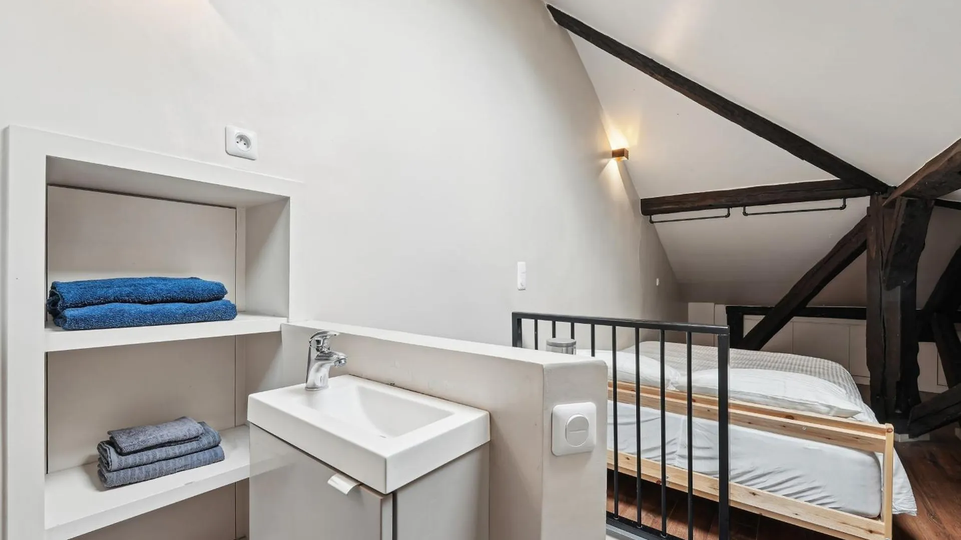 Orsay Invalides - Lille 1bdr By B'your Apartment